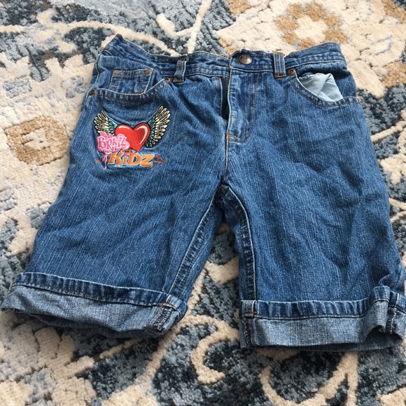 Size 6 in girls,low rise slightly used shorts - Picture 1 of 7